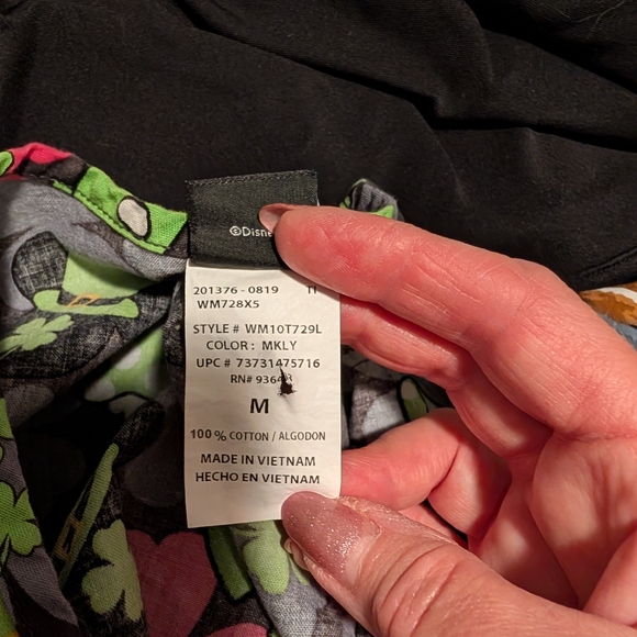 Colorful Patterned Scrub Top - Picture 7 of 7